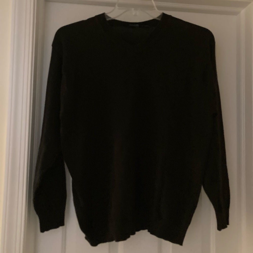 Boys large Izod black v-neck sweater